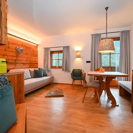 Simone By In One Appartement